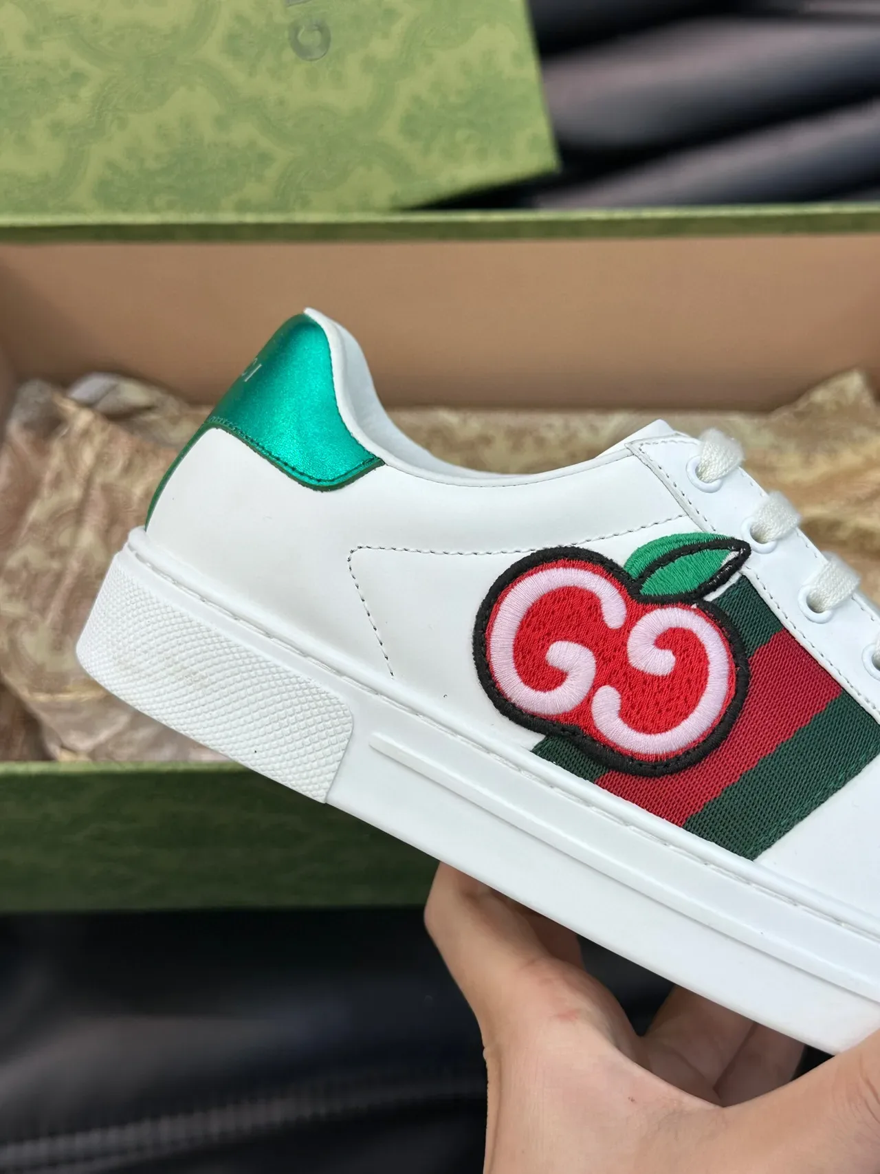 Gucci Ace Bordado Manzana Tênis Lifestyle Branco Verde Vermelho 7