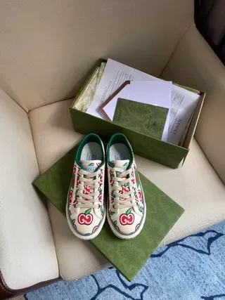 Gucci Ace Apple Print Cream Lifestyle Sneakers 9