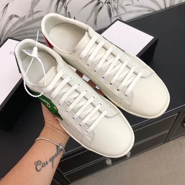 Gucci Ace Tiger Off-White Leather Lifestyle Sneakers 2