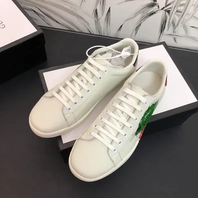 Gucci Ace Tiger Off-White Leather Lifestyle Sneakers 3