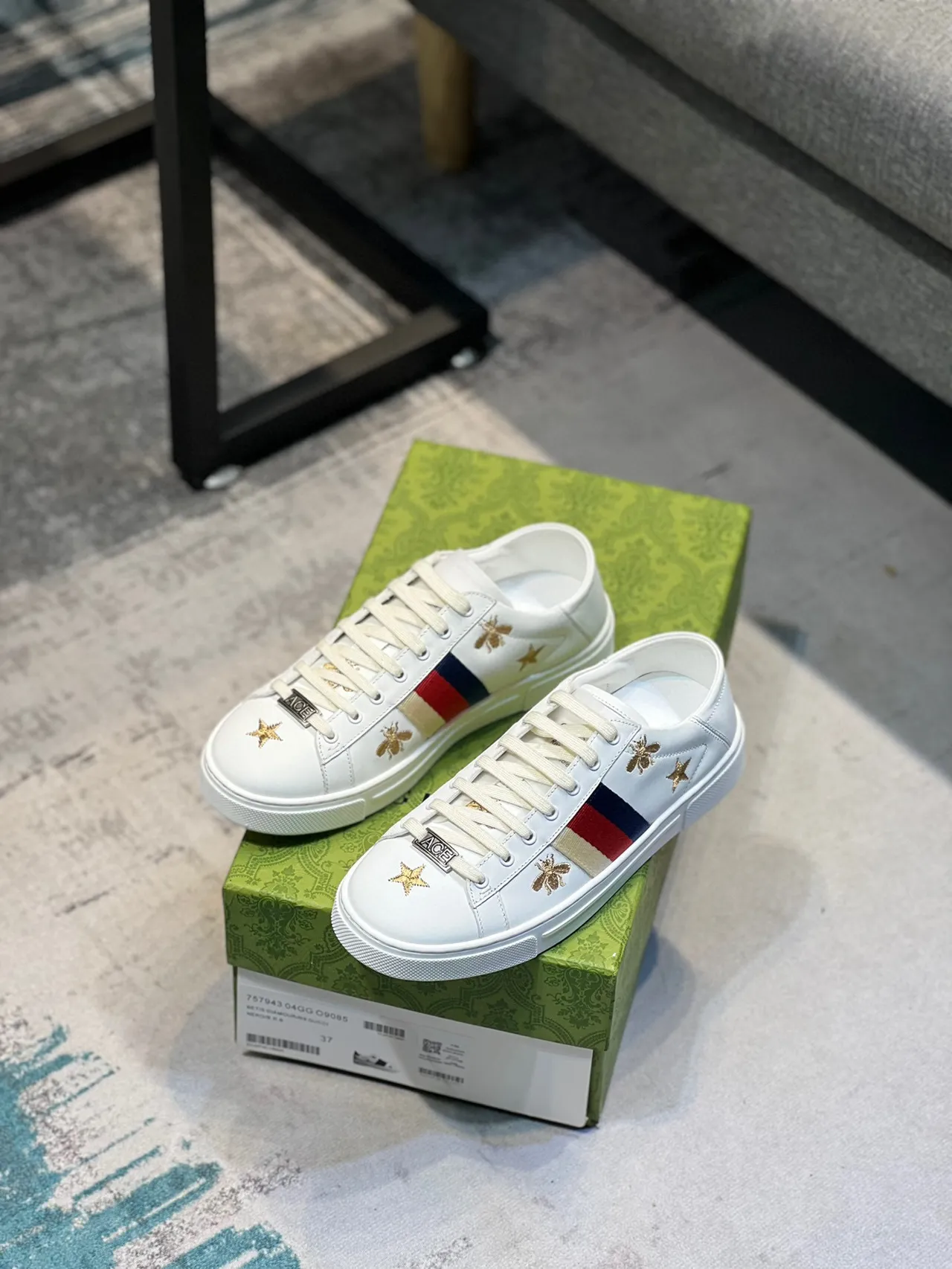 Gucci Ace White Embroidered Bee and Star Lifestyle Sneakers 8