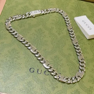 Gucci Collier Alternant les Maillons Curb et Flat en ton argenté