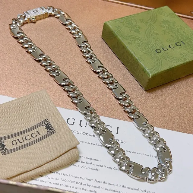 Gucci Alternating Curb and Flat Link Silver-Tone Necklace 8
