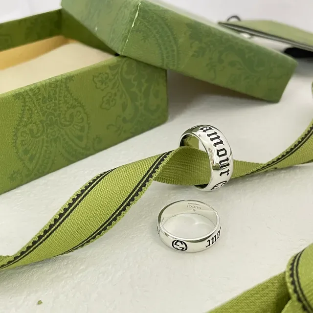 Gucci Amour Interlocking G Engraved Silver Rings 2