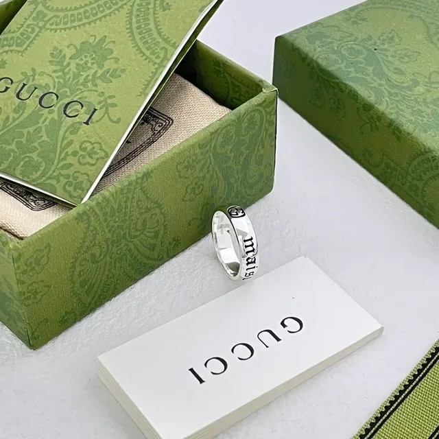 Gucci Amour Interlocking G Engraved Silver Rings 5