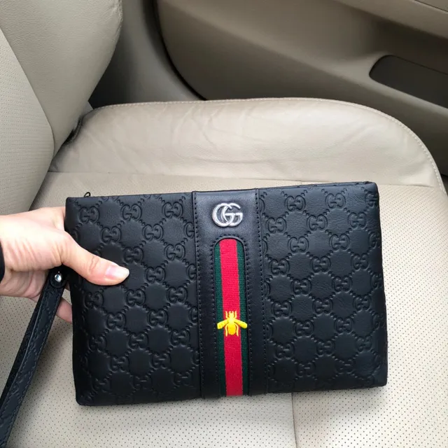Gucci Bee Black Red GG Supreme Embossed Leather Web Stripe Center Panel Wristlet 5
