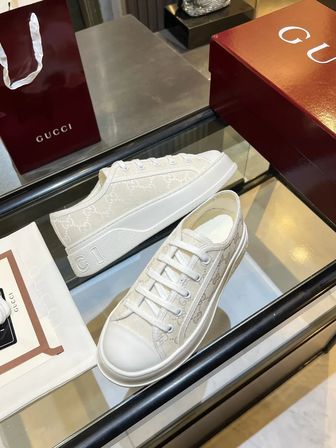 Gucci Beige GG Monogram Jacquard Sola Plataforma Superior Tênis Lifestyle 3