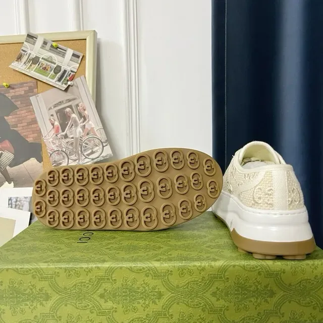 Gucci Beige White Embroidered Monogram Upper Platform Sole Lifestyle Sneakers 7