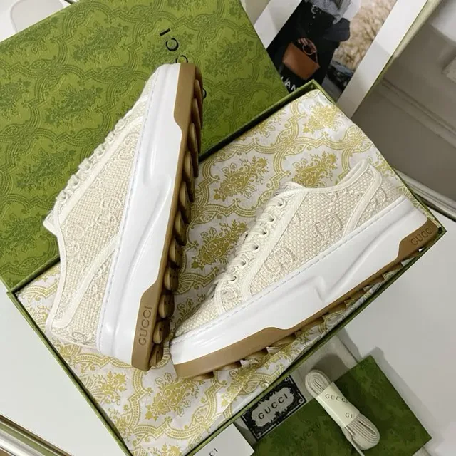 Gucci Beige White Embroidered Monogram Upper Platform Sole Lifestyle Sneakers 8