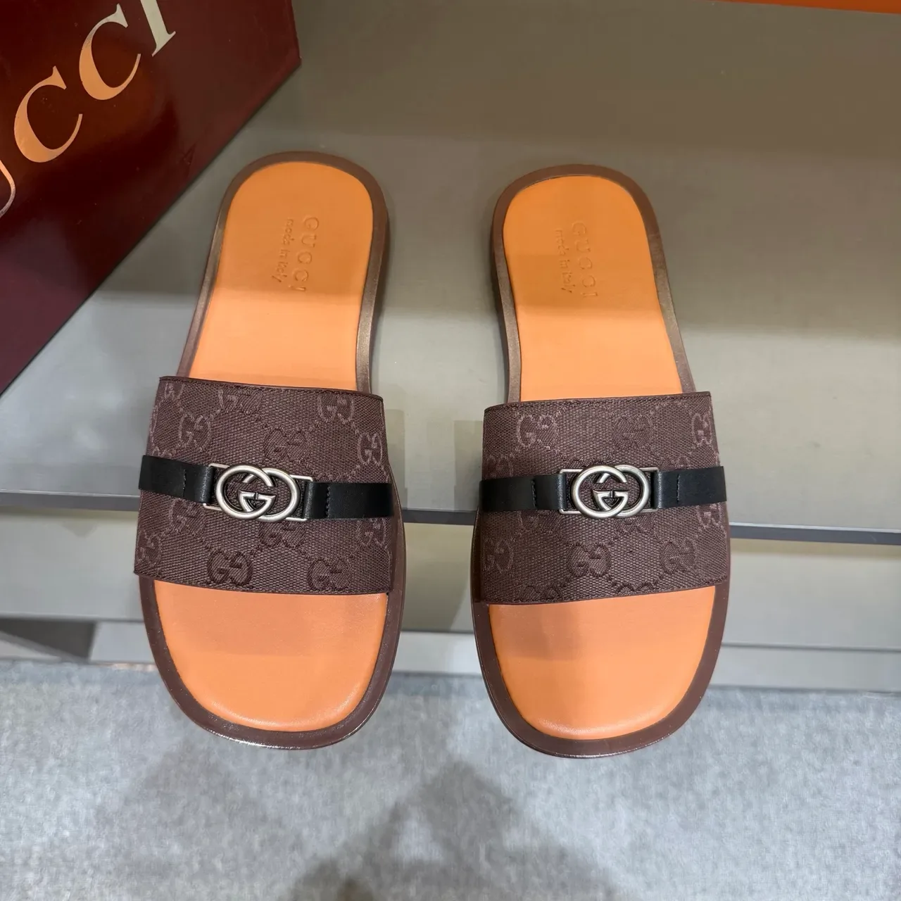 Gucci Negro Beige GG Monogram Lona Correa Interlocking G Hebilla Metal Zapatillas 7