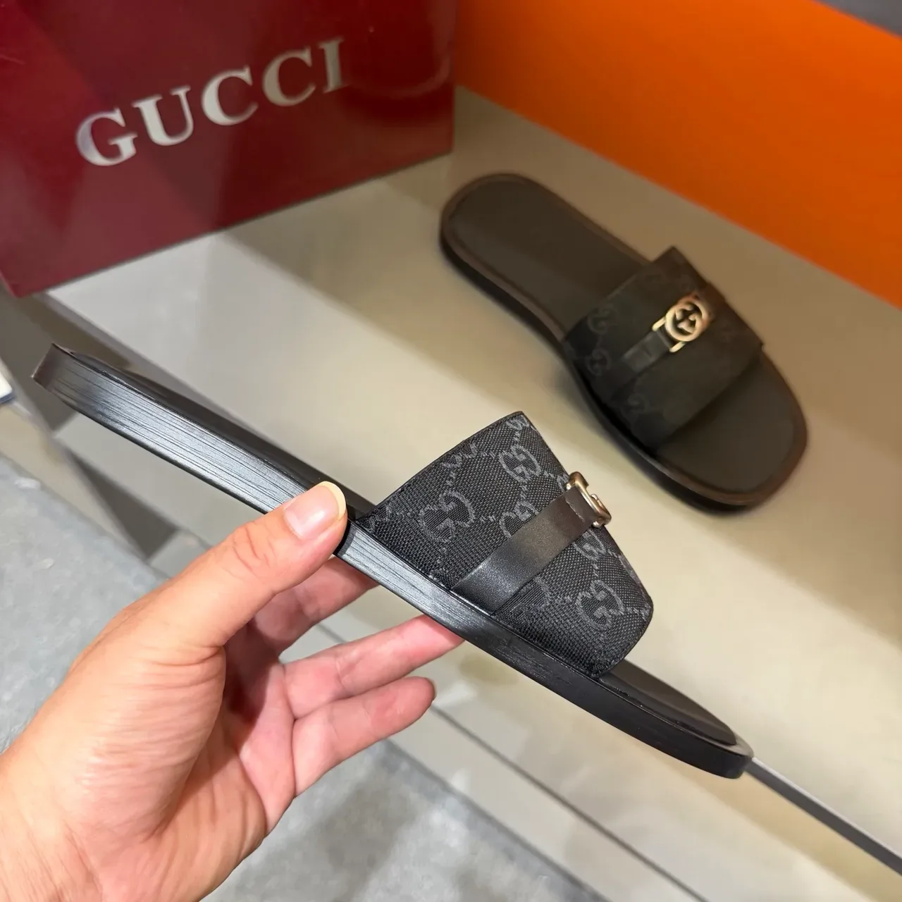 Gucci Negro Beige GG Monogram Lona Correa Interlocking G Hebilla Metal Zapatillas 15