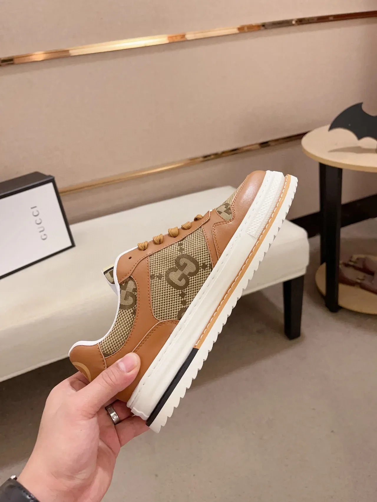 Gucci Tênis Lifestyle Marrom Bege Low-Top de Material Misto 5