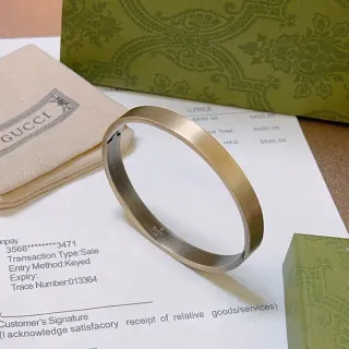 Gucci بانجل مصقول ذهبي مفتاح