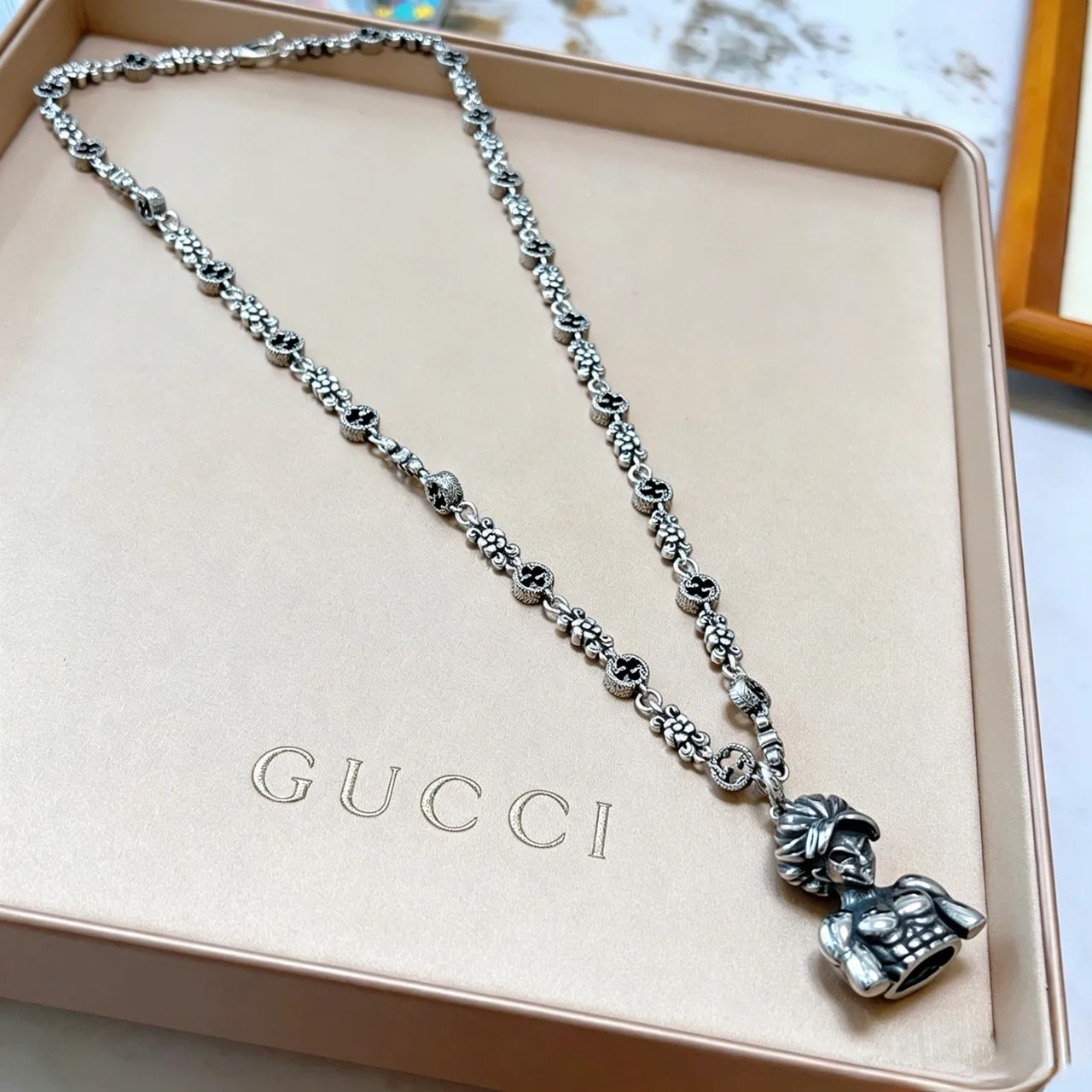 Gucci Dionysus Silver Black Metal Enamel Accents Necklace 7