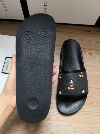Gucci Disney Mickey Mouse Embroidered Black Slippers 5