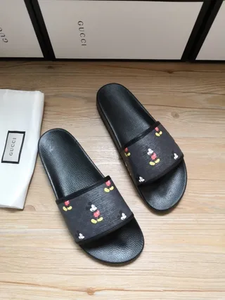 Gucci Disney Mickey Mouse Embroidered Black Slippers 6