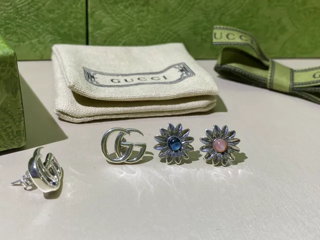 Gucci Double G and Floral Cabochon Stud Earrings 7