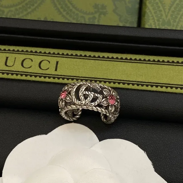 Gucci Flora Silver Pink Interlocking GG Motif Floral Embellishment Necklace 5