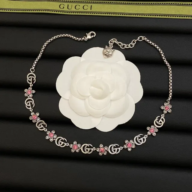 Gucci Flora Silver Pink Interlocking GG Motif Floral Embellishment Necklace 6