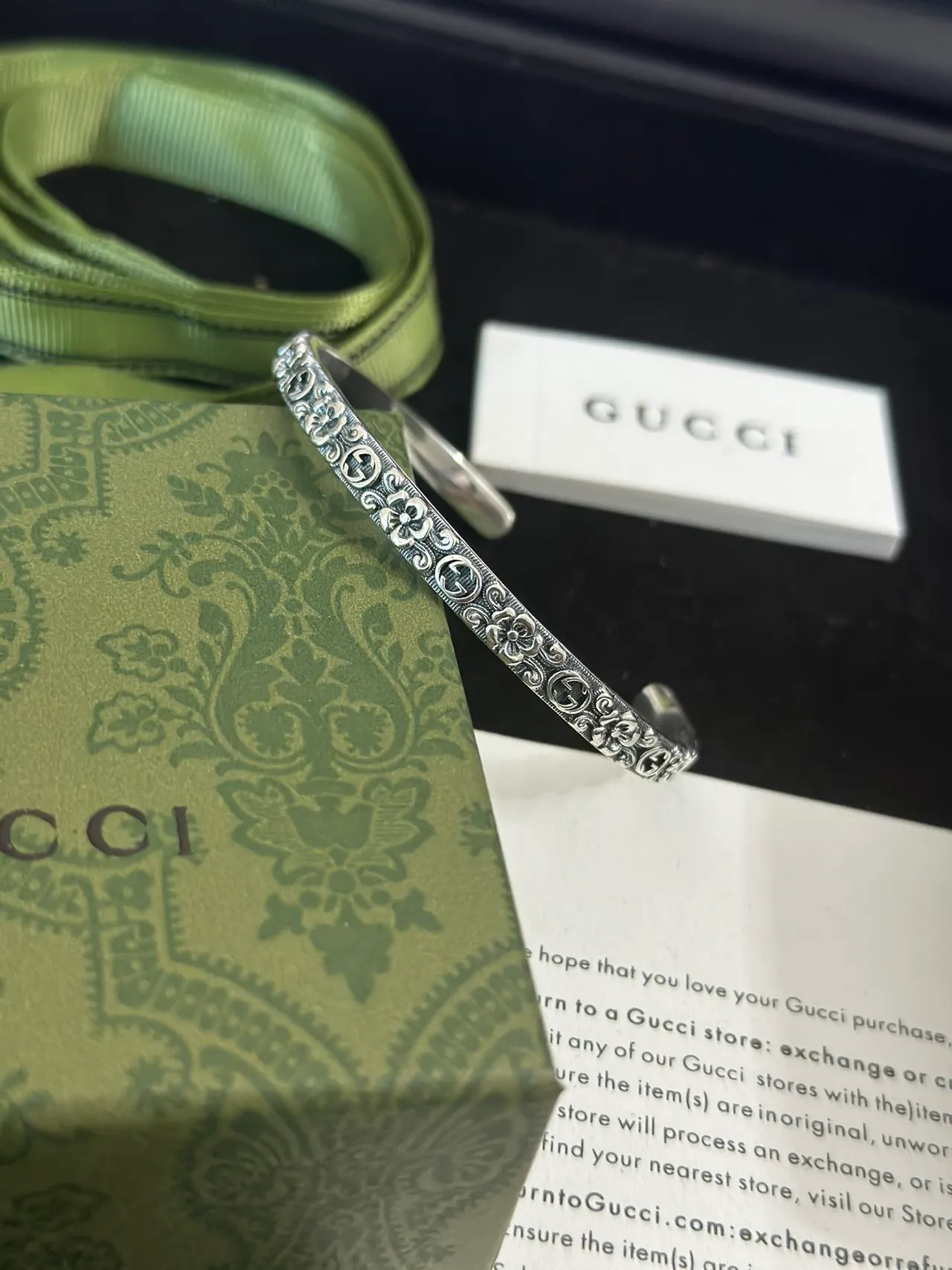 Gucci Floral and Interlocking G Engraved Silver-Tone Open Cuff Bracelet 5
