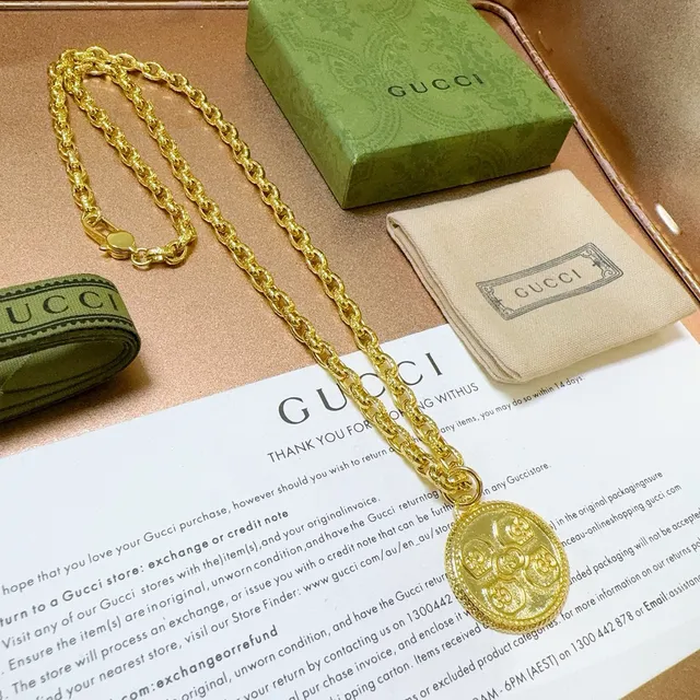 Gucci GG Coin Motif Gold-Tone Chain Necklace 2