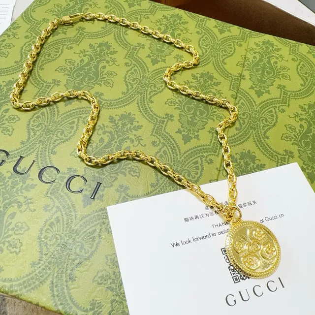 Gucci GG Coin Motif Gold-Tone Chain Necklace 3