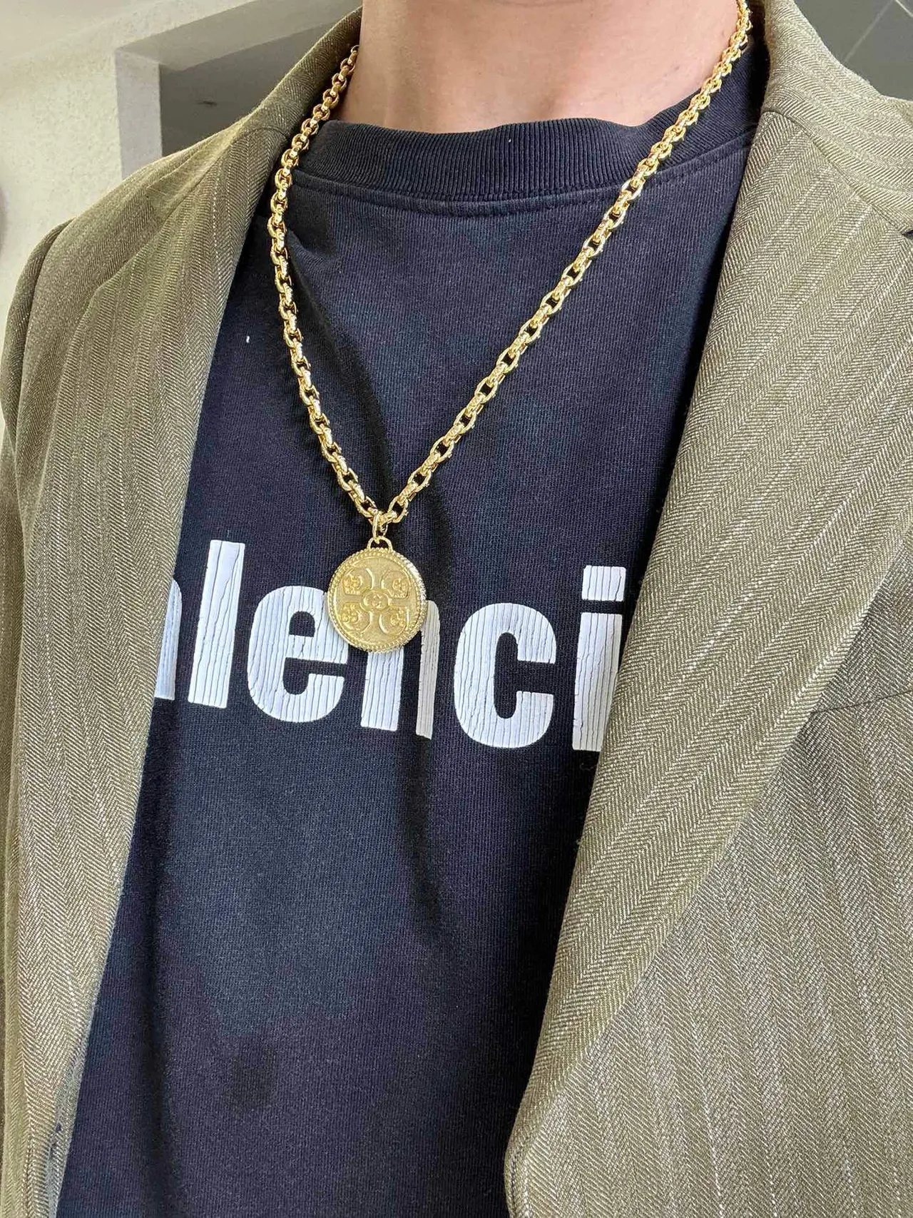 Gucci GG Coin Motif Gold-Tone Chain Necklace 5