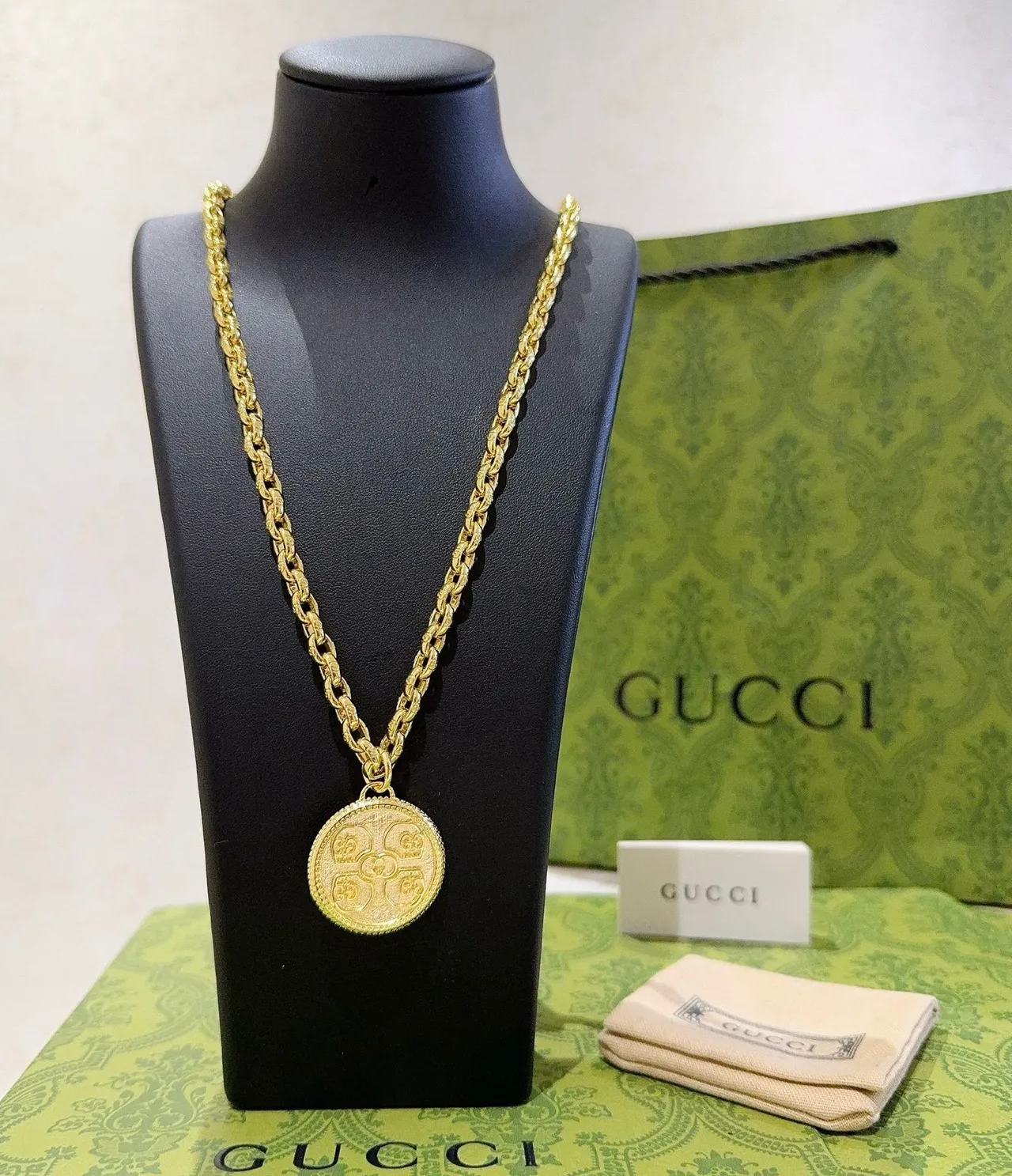 Gucci GG Coin Motif Gold-Tone Chain Necklace 7