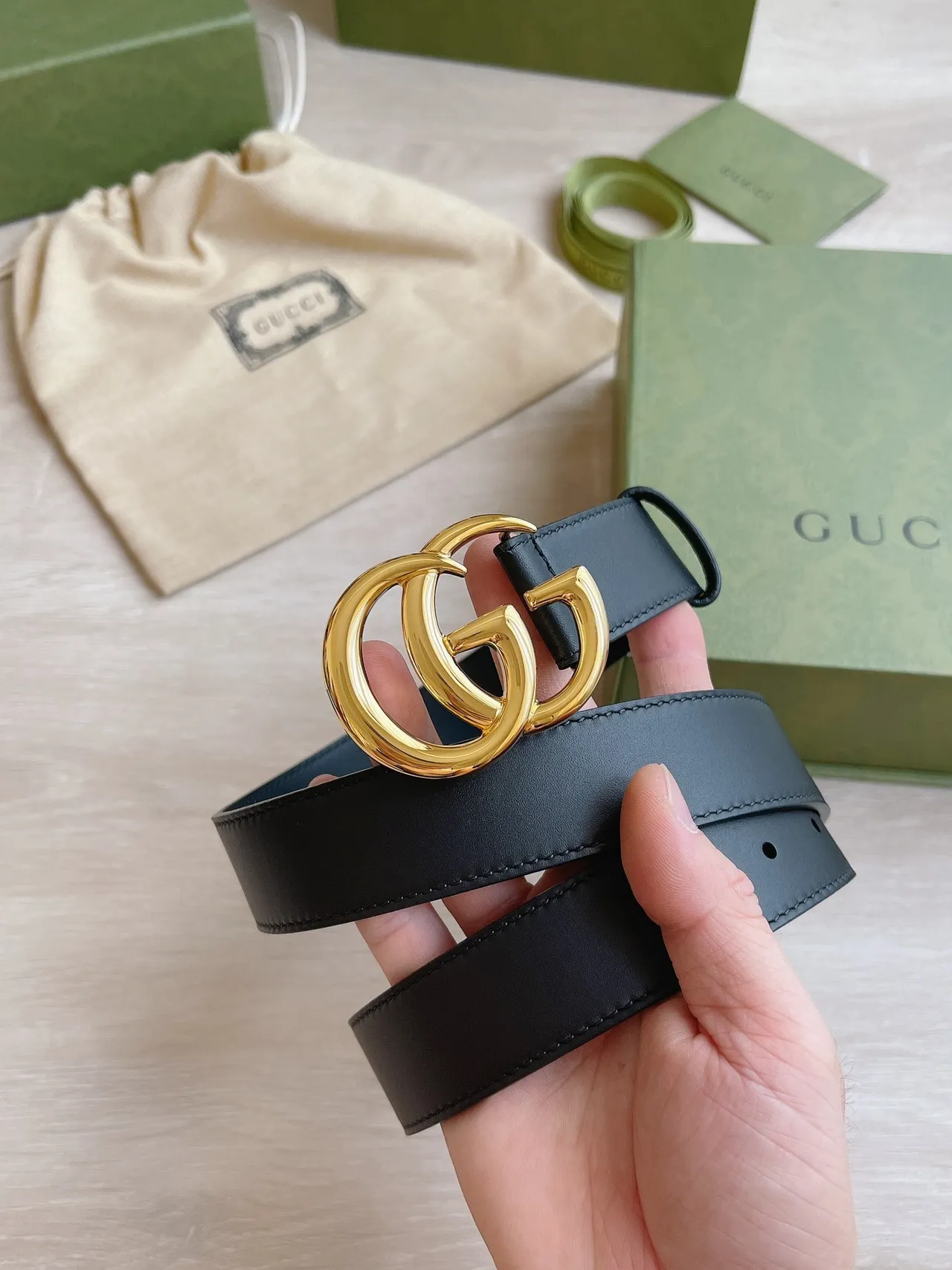 Gucci GG Marmont Black Gold Interlocking G Buckle Smooth Leather Belt 8