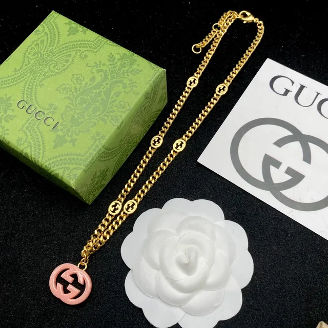 Gucci GG Marmont Gold Pink Curb Chain Resin Interlocking G Motif Necklace 8