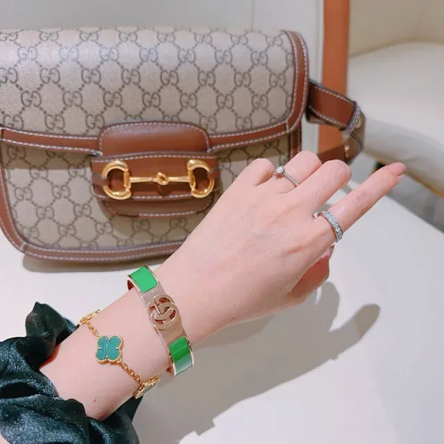 Gucci GG Marmont Green Enamel Gold-Tone Hinged Bracelet 5