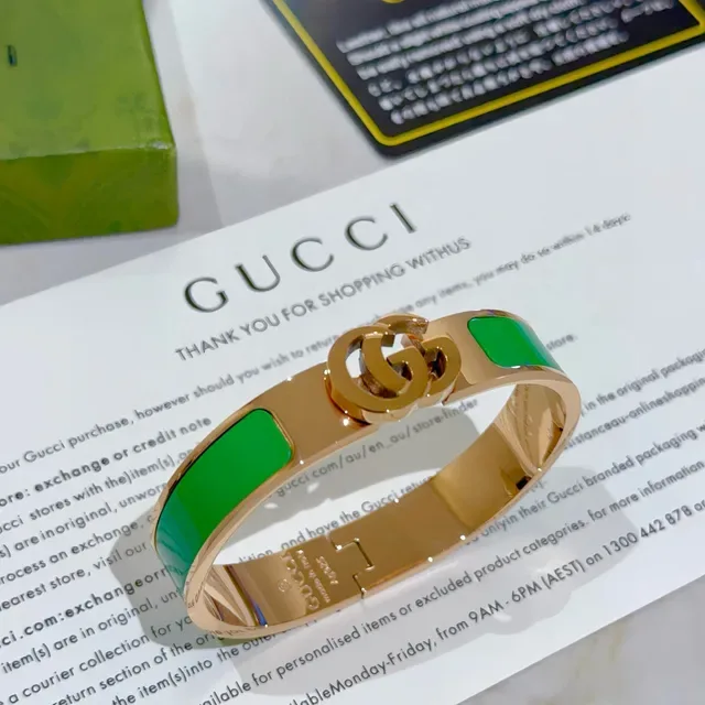 Gucci GG Marmont Green Enamel Gold-Tone Hinged Bracelet 9