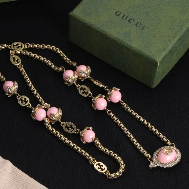 Gucci GG Marmont-Inspired Pink Bead and Crystal Chain Necklace 4