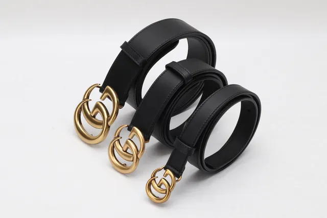 Gucci GG Marmont Interlocking G Gold-Tone Black Leather Belt 2