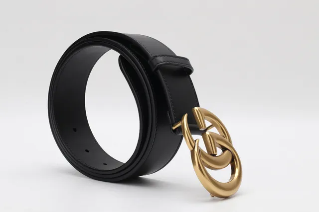 Gucci GG Marmont Interlocking G Gold-Tone Black Leather Belt 6