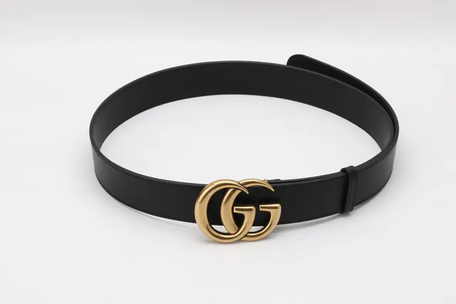 Gucci GG Marmont Interlocking G Gold-Tone Black Leather Belt 9