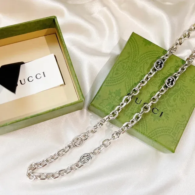 Gucci GG Marmont Silver Black Interlocking Logo Links Chunky Curb Chain Necklace 2