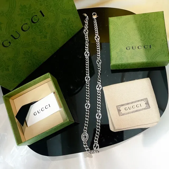 Gucci GG Marmont Silver Curb Chain Interlocking G Medallions Necklace 6