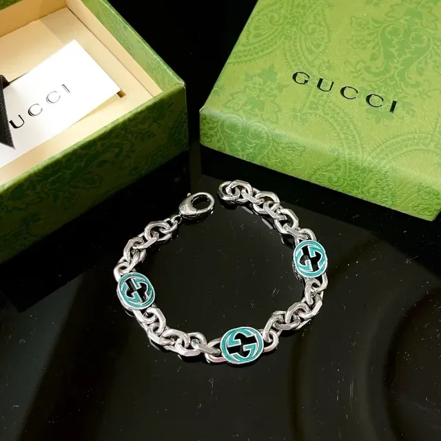 Gucci GG Marmont Silver Green Chunky Curb-Link Chain Enamel Medallions Bracelet 3