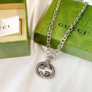 Gucci GG Marmont corde tordue entrelacée G collier