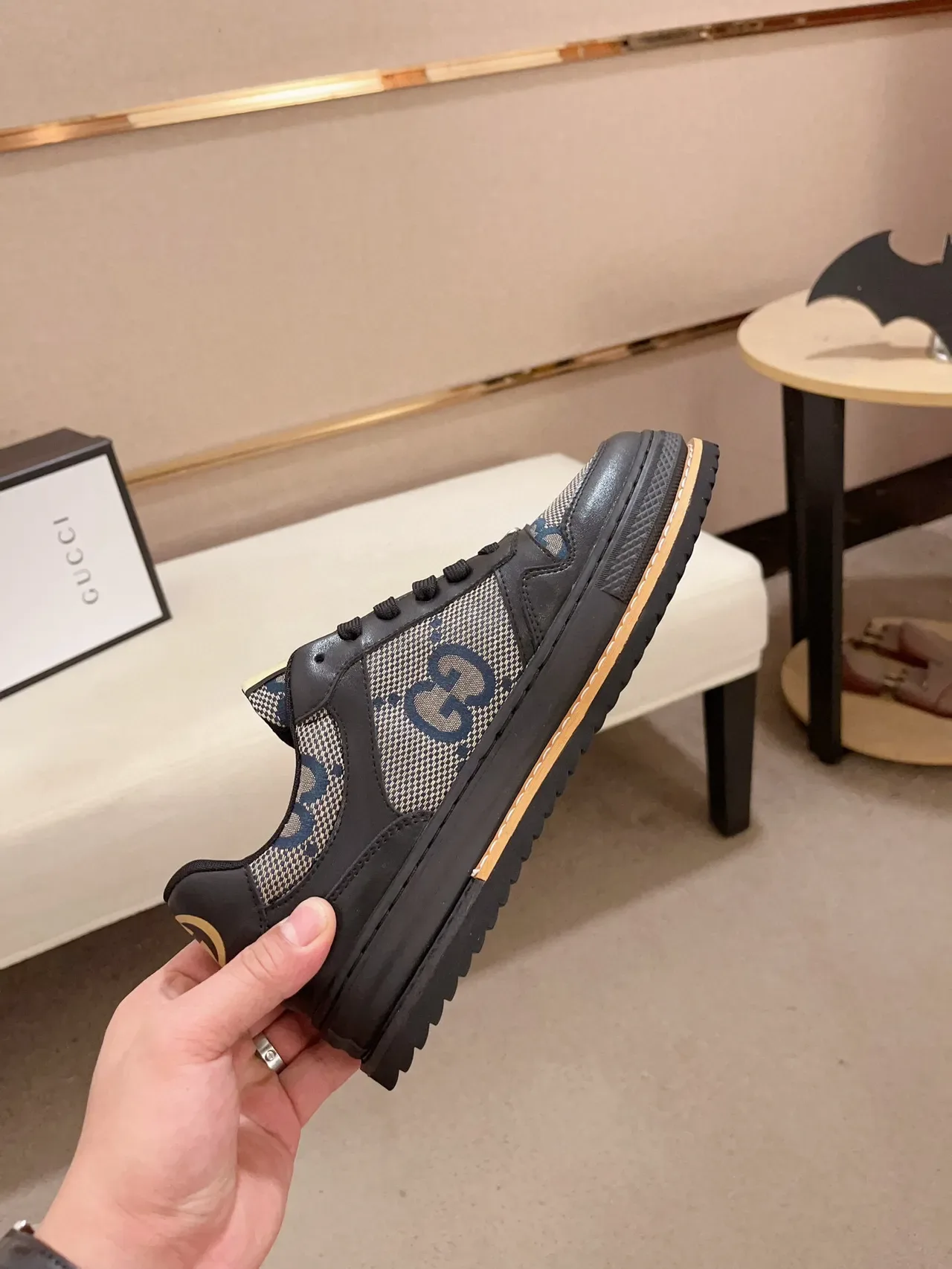 Gucci GG Monogram Tênis Lifestyle de Lona e Couro Low-Top 5