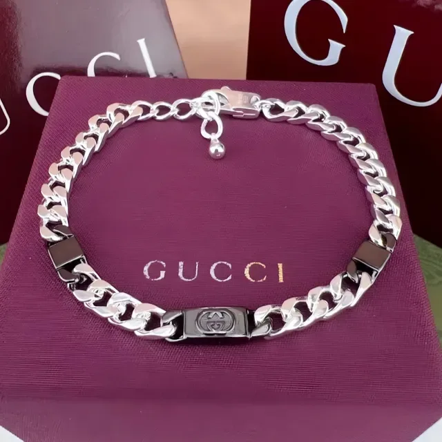 Gucci Gold Black Curb-Link Chain Metal Bracelet 3