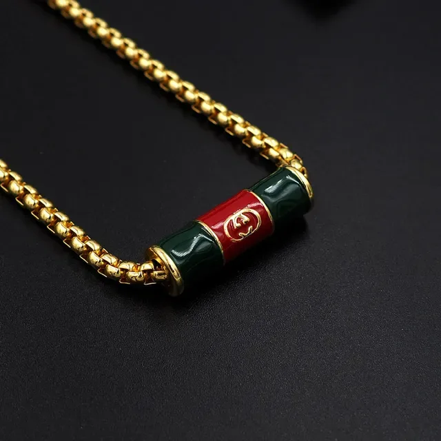 Gucci गोल्ड ग्रीन कर्ब चेन इनेमल सिलेंडर पेंडेंट नेकलेस 4