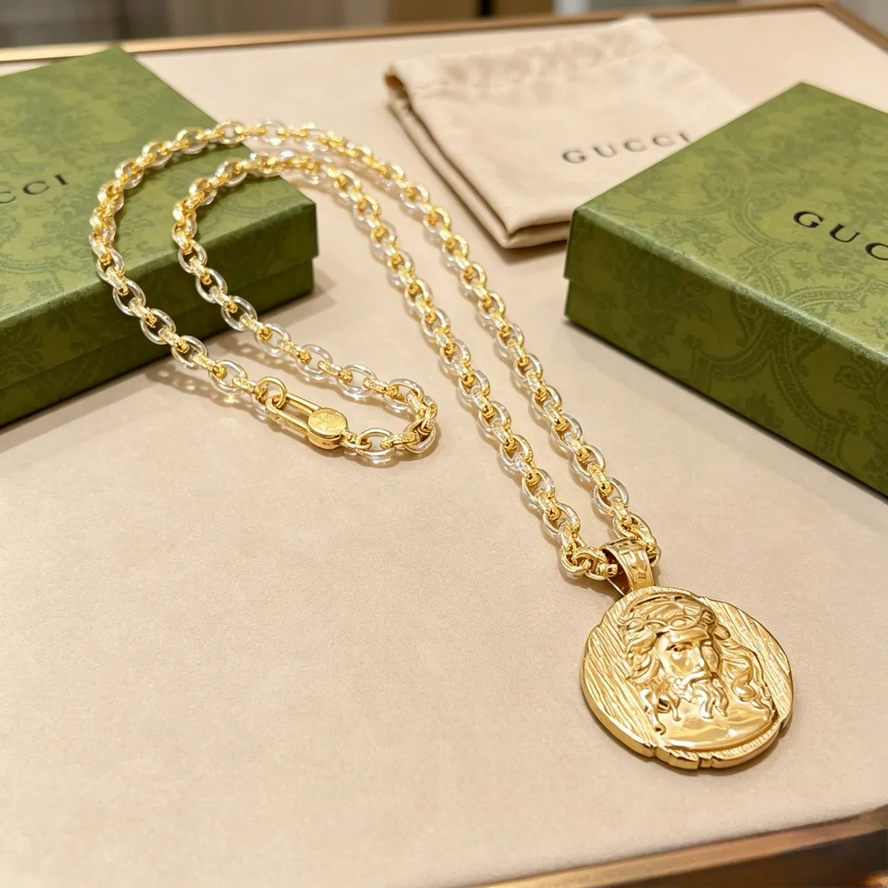 Gucci Gold-Tone Medallion Pendant Necklace 4