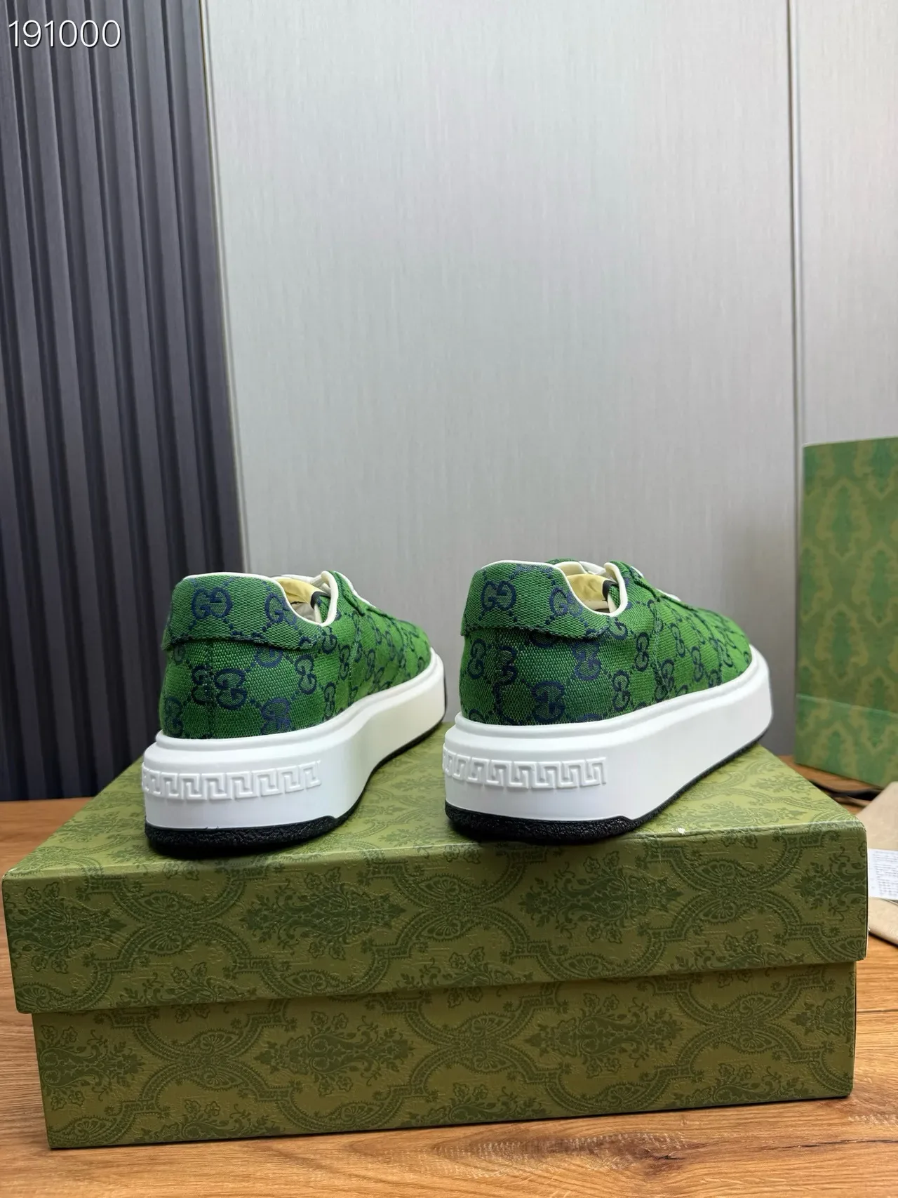 Gucci Green White GG Monogram Canvas Chunky Platform Sole Lifestyle Sneakers 2