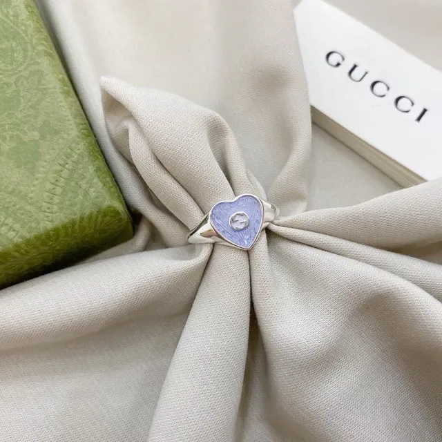 Gucci Heart Enamel Interlocking G Ring 3