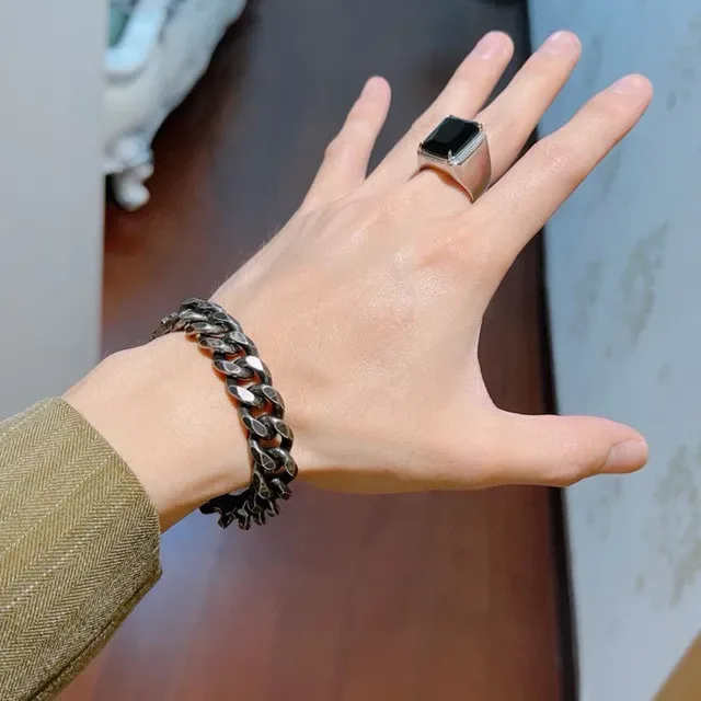 Gucci Heavy Curb-Link Oxidized Silver Bracelet 4