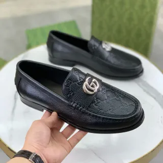 Gucci Horsebit 1955 काला GG एम्बॉस्ड पेब्ल्ड लेदर लोफर
