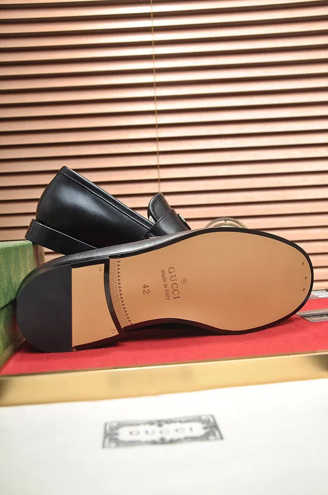 Gucci Horsebit 1955 Mocassins en Cuir Noir Interlocking G 4