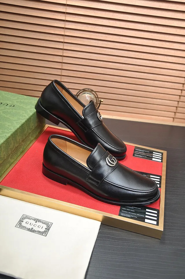 Gucci Horsebit 1955 Mocassins en Cuir Noir Interlocking G 5